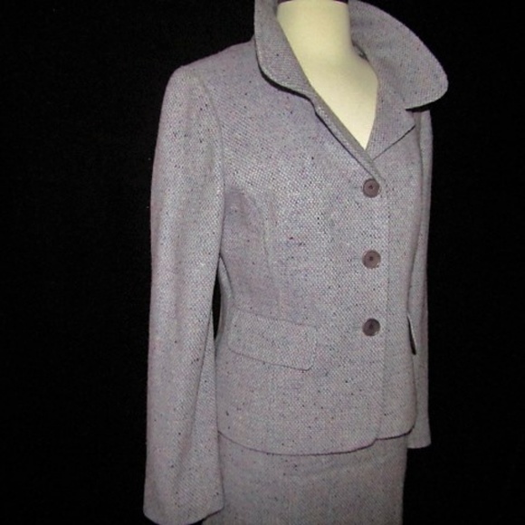 ANN TAYLOR LADIES LIGHT LAVENDER TWO PIECE SUIT - Picture 8 of 8
